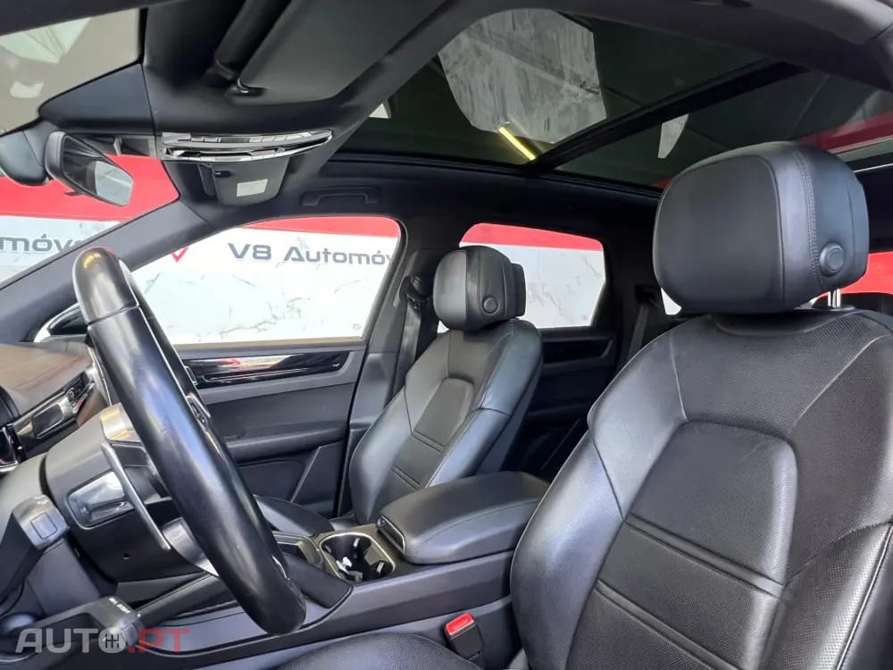 Porsche Cayenne E-Hybrid Tiptronic S