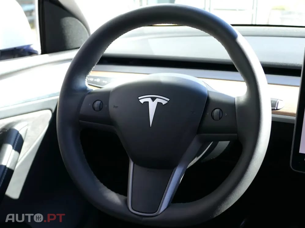 Tesla Model Y Tração Traseira