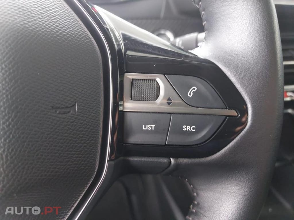 Peugeot E-208 50 kWh Active