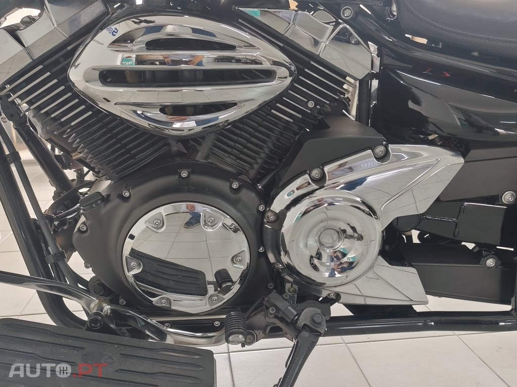 Yamaha XVS 950a Midnight Star