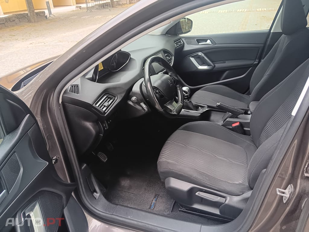 Peugeot 308 SW 1.6 BlueHDI