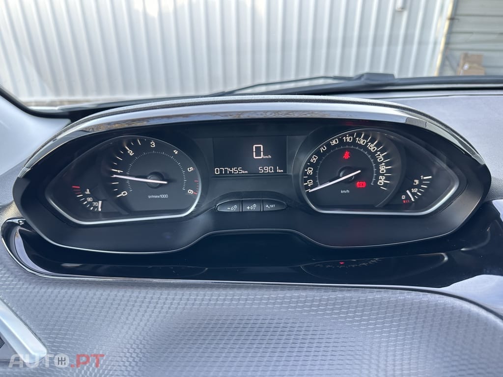 Peugeot 208 1.6 BlueHDi Style