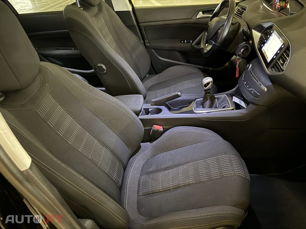 Peugeot 308 1.6 BlueHDi Active