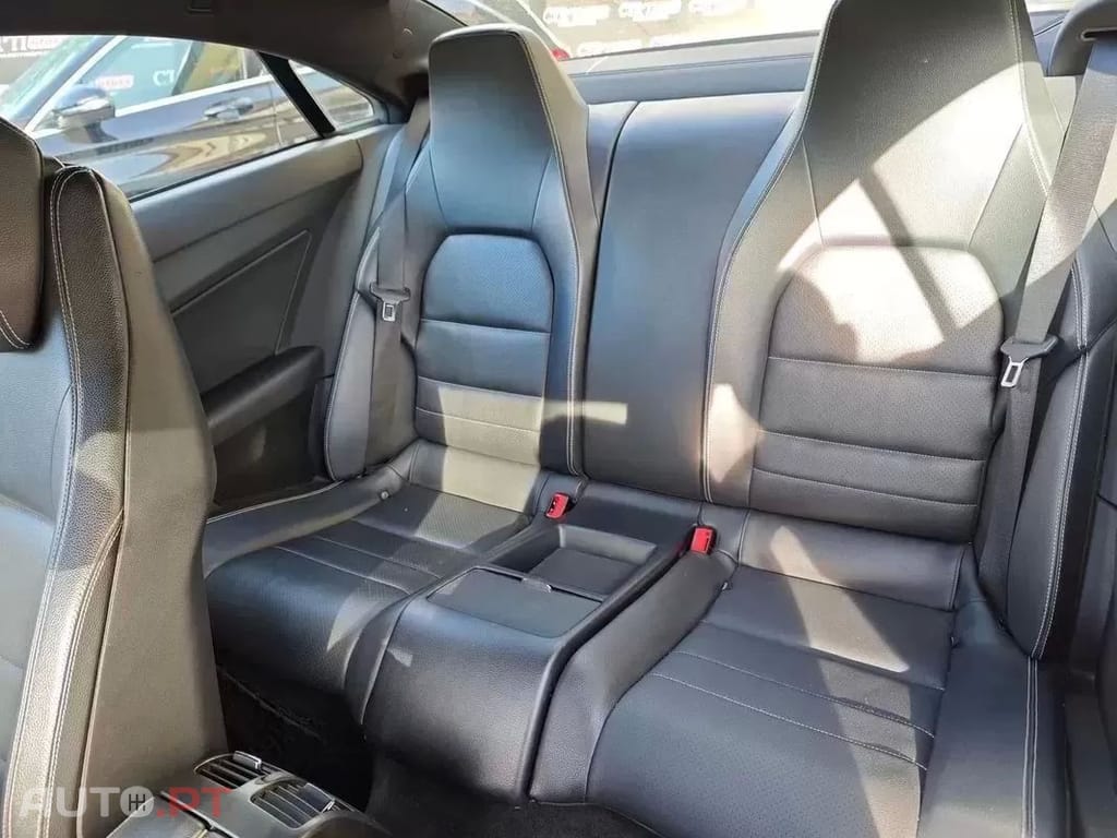 Mercedes-Benz E 350 CDi Avantgarde BlueEfficiency Auto