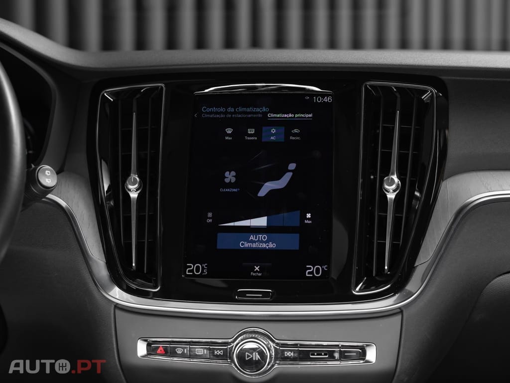 Volvo V60 2.0 B4 Momentum Geartronic