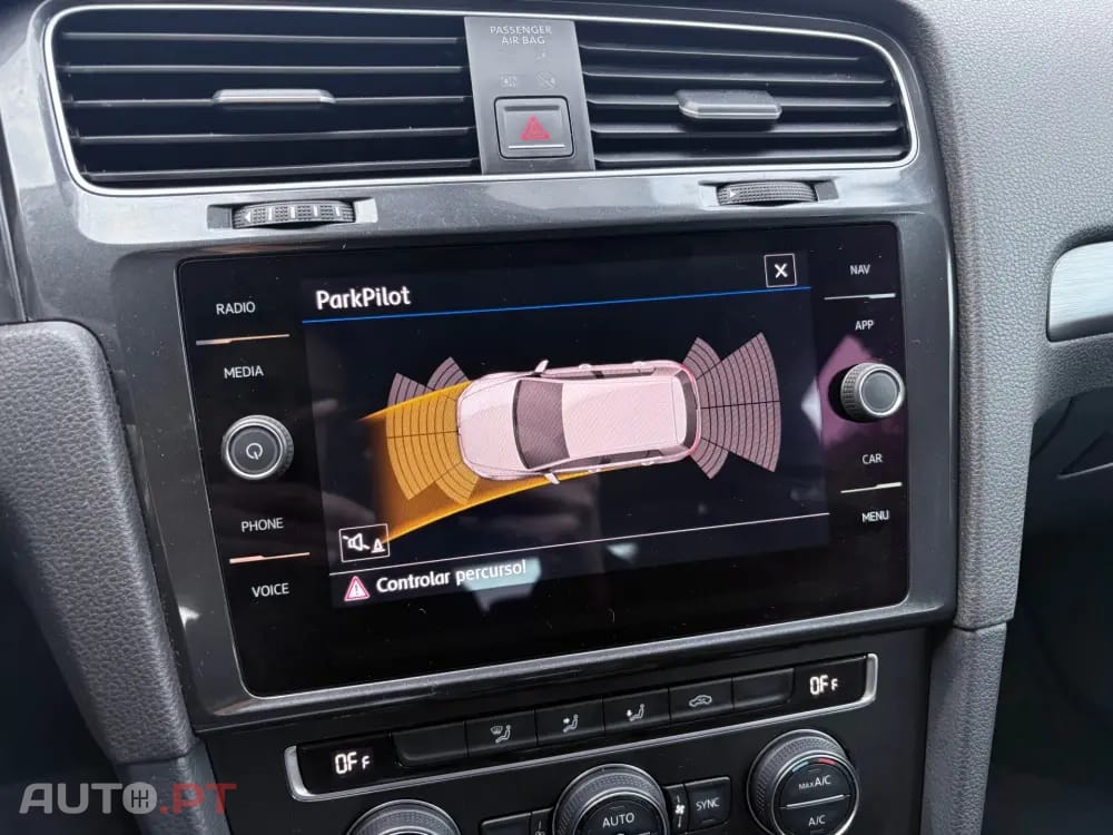 Volkswagen Golf 1.0 TSI Confortline