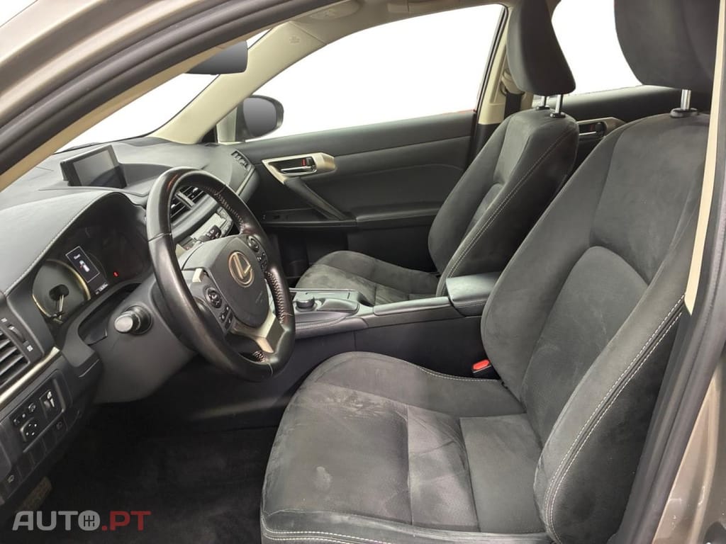 Lexus CT Business Pack
