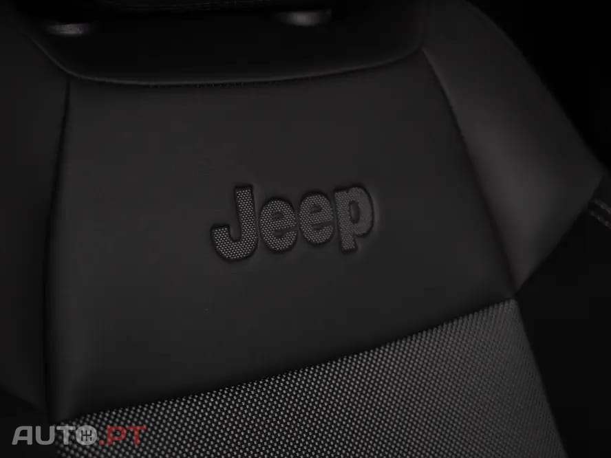 Jeep Avenger 54 kWh Summit