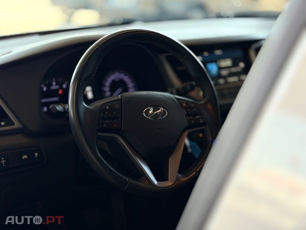 Hyundai Tucson blue 1.7 CRDi 2WD Advantage