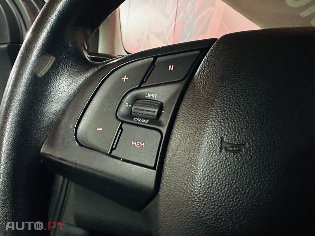Citroen C4 Cactus 1.2 PureTech Shine EAT6