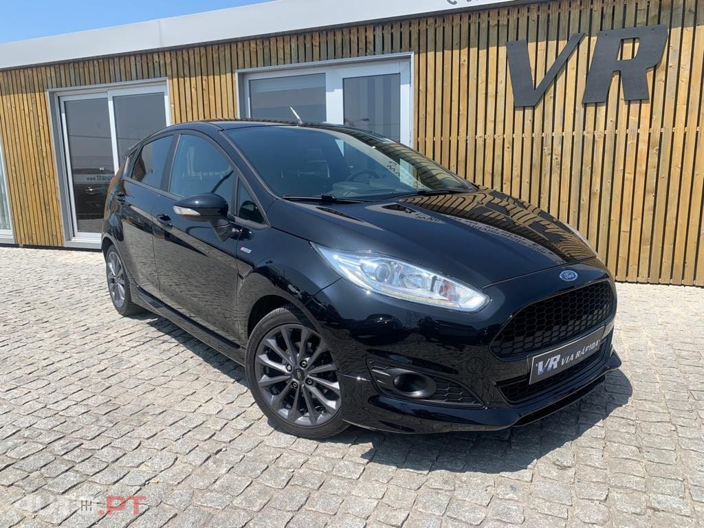 Ford Fiesta 1.5 TDCi ST-LINE