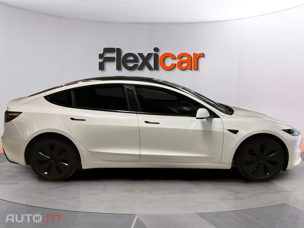 Tesla Model 3 Tração Traseira