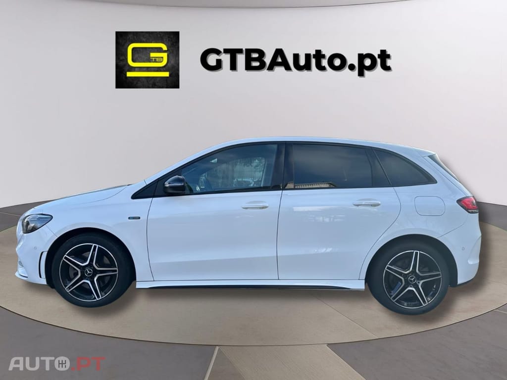 Mercedes-Benz B 250 I.V.A DEDUTIVEL e AMG Line Night