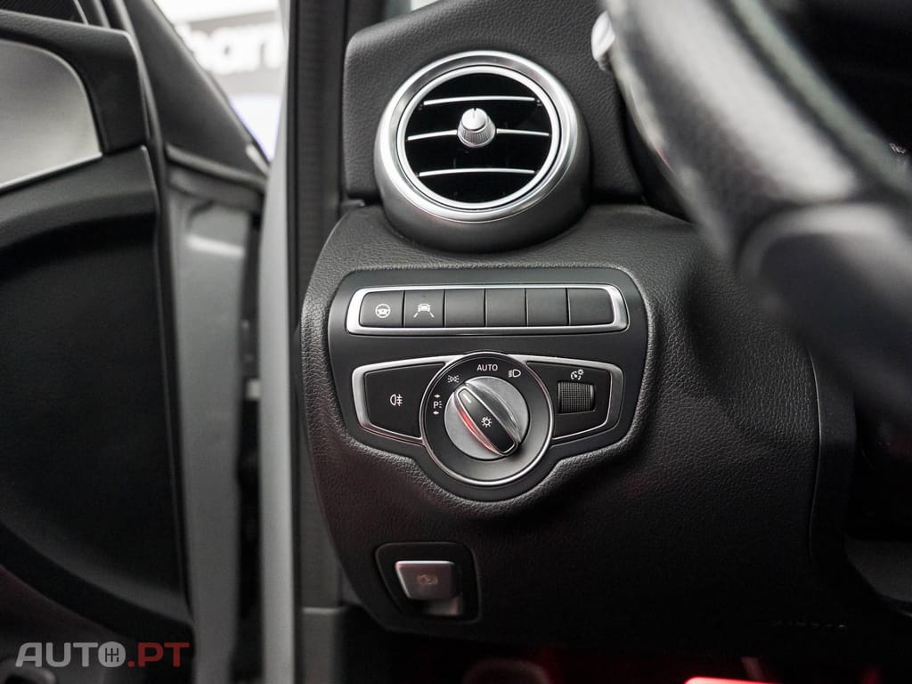 Mercedes-Benz C 300 de AMG Line