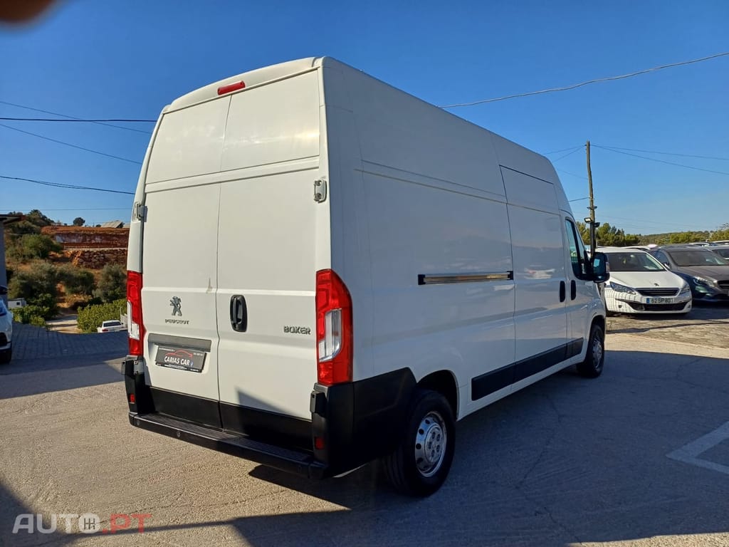 Peugeot Boxer 2.0 BlueHDi 335 L3 CD