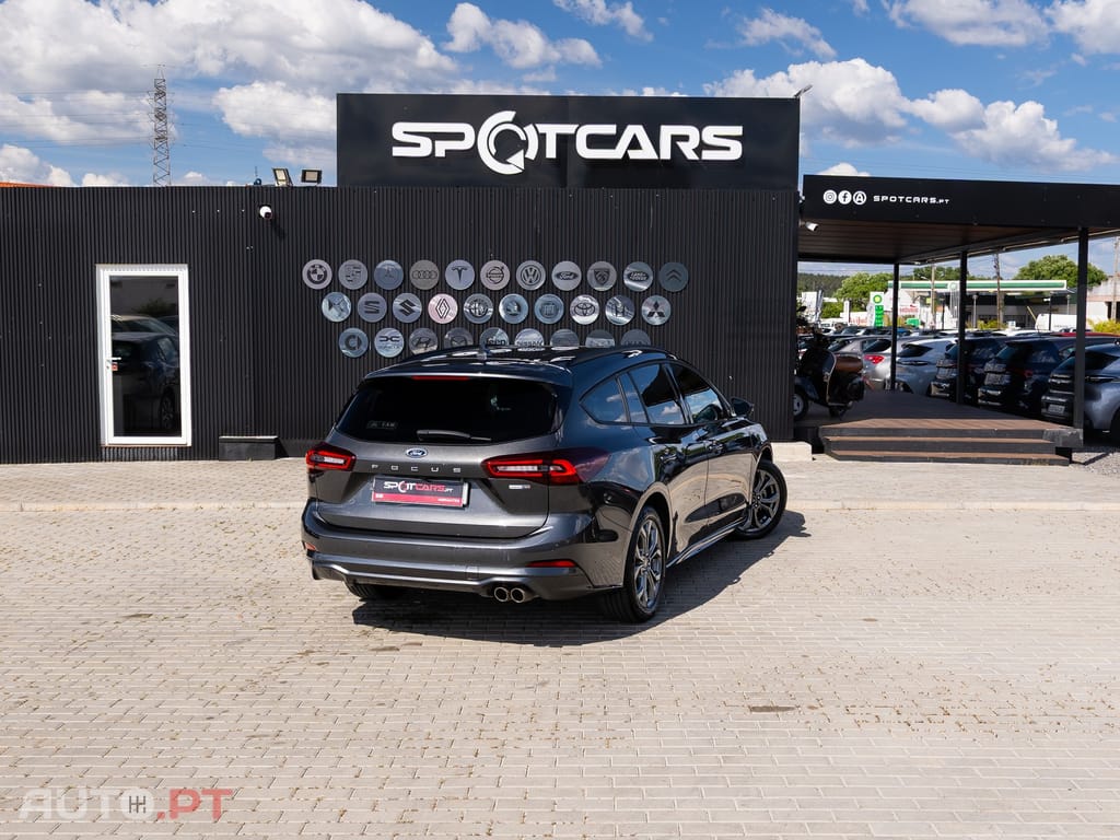 Ford Focus SW 1.0 EcoBoost MHEV ST-Line Aut.