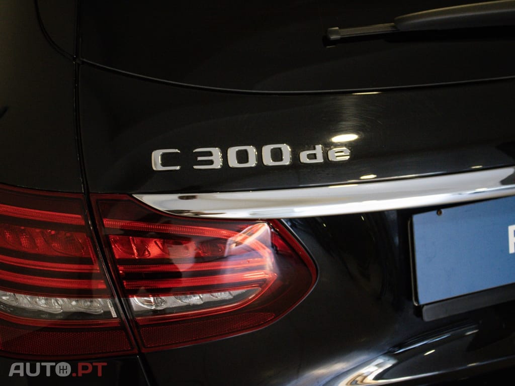 Mercedes-Benz C 300 de AMG Line