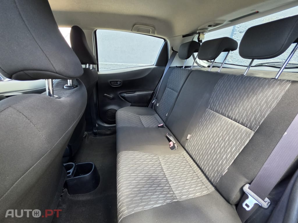 Toyota Yaris 1.0 VVT-i ACtive+AC