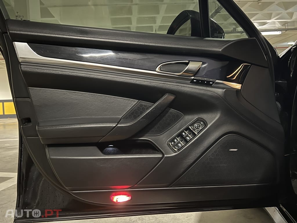 Porsche Panamera Diesel Platinum Edition