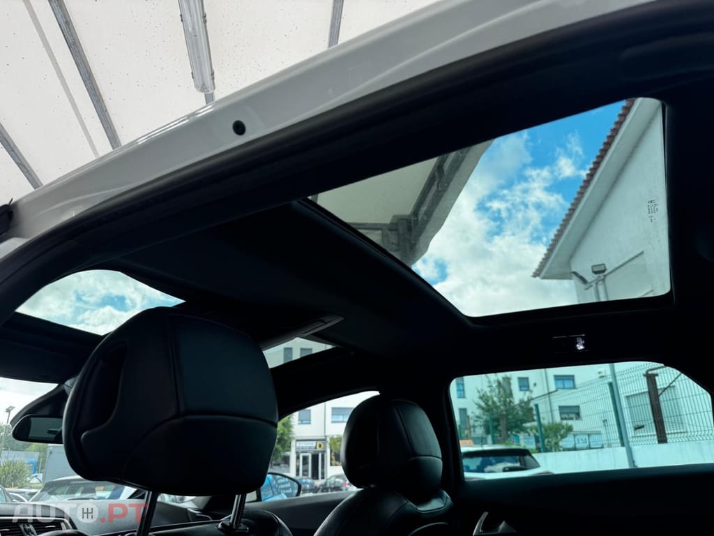Citroen DS5 2.0 HDi Hybrid4 So Chic CMP6