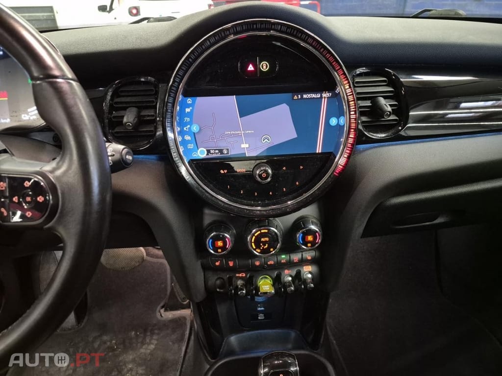 MINI Electric Cooper SE Camden Edition