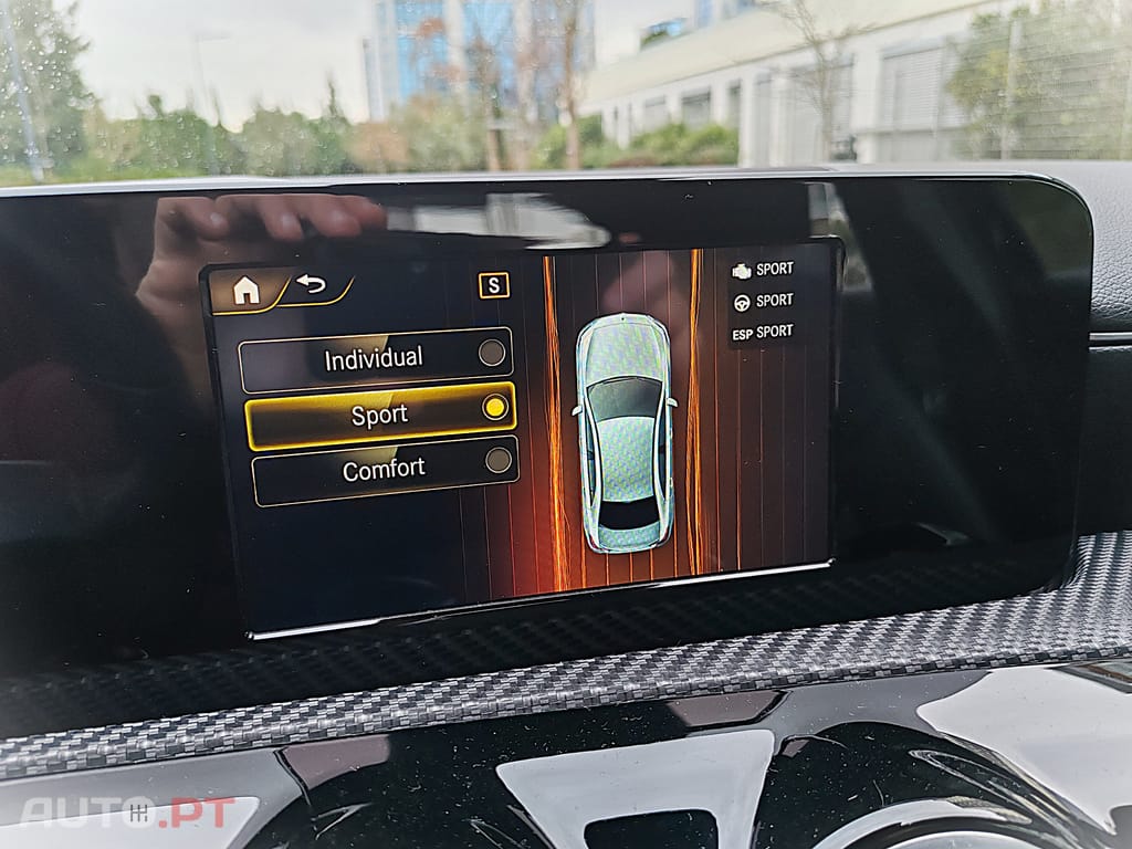 Mercedes-Benz A 180 d limousine style