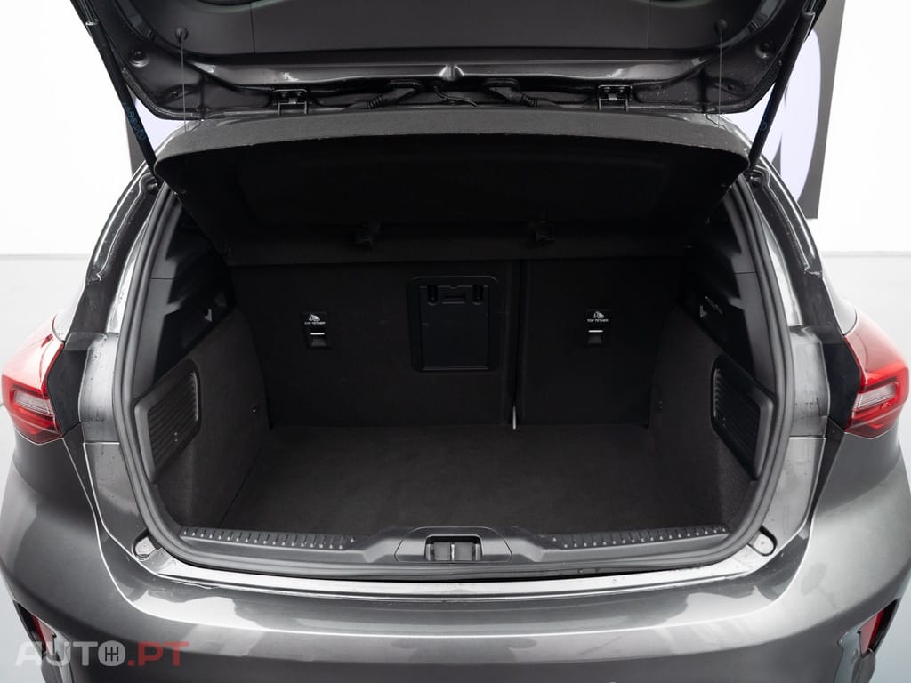 Ford Focus 1.0 EcoBoost MHEV ST-Line X