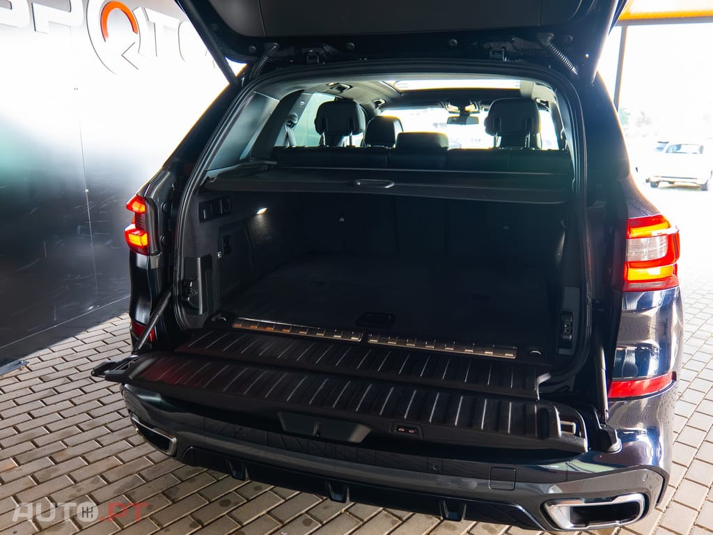 BMW X5 45 e xDrive Pack M