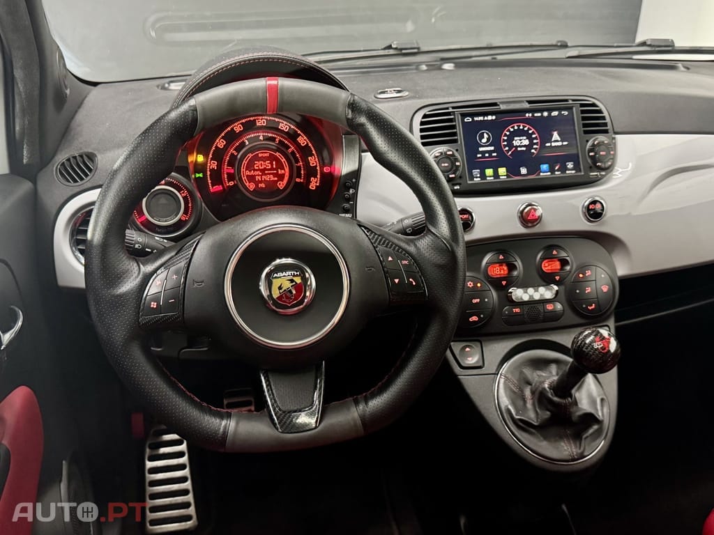 Abarth 500 1.4 T-Jet Essesse