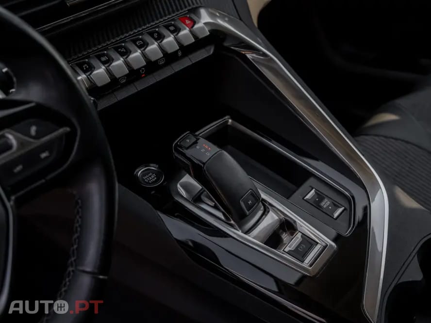 Peugeot 5008 1.5 BlueHDi Allure EAT8