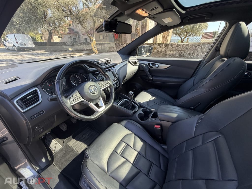 Nissan Qashqai 1.5 dCi N-Connecta