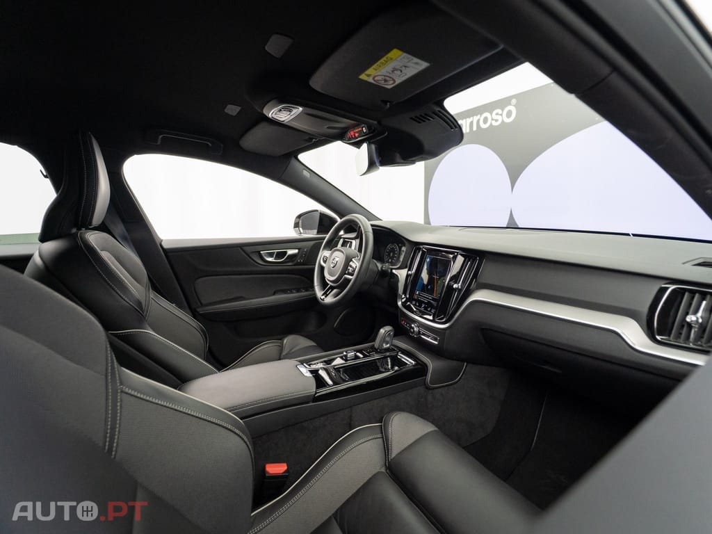 Volvo V60 2.0 T6 AWD TE R-Design