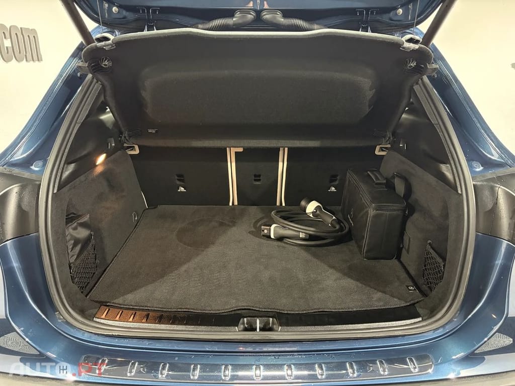 Mercedes-Benz EQA 250