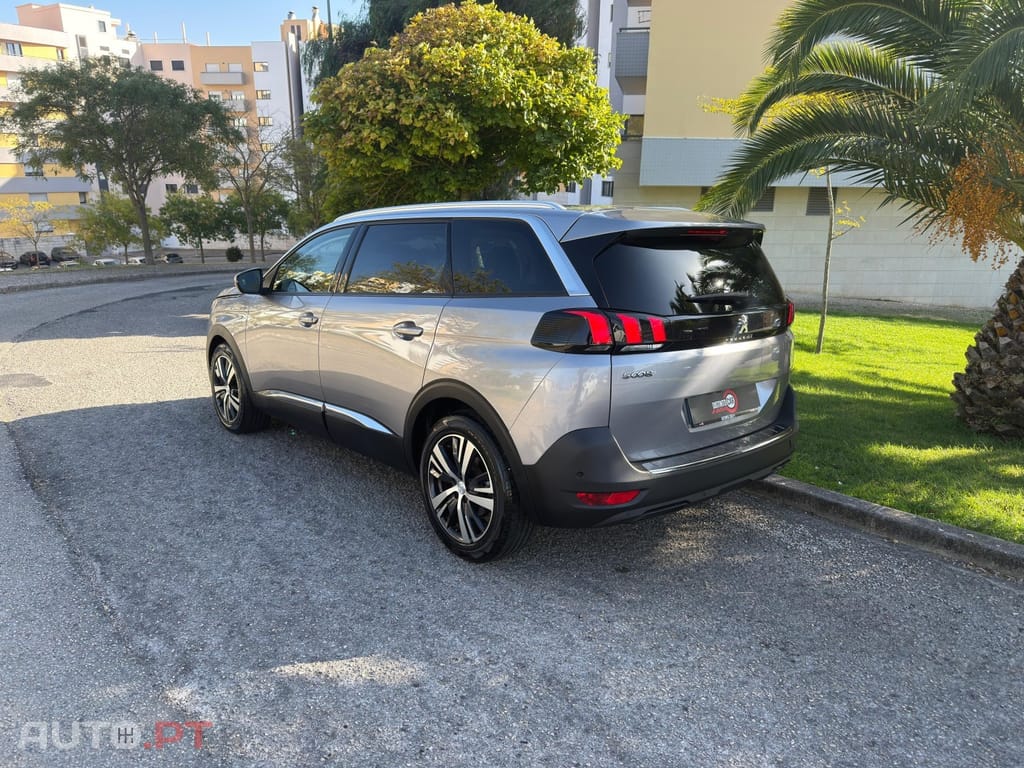 Peugeot 5008 1.5 BlueHDi Allure Pack EAT8
