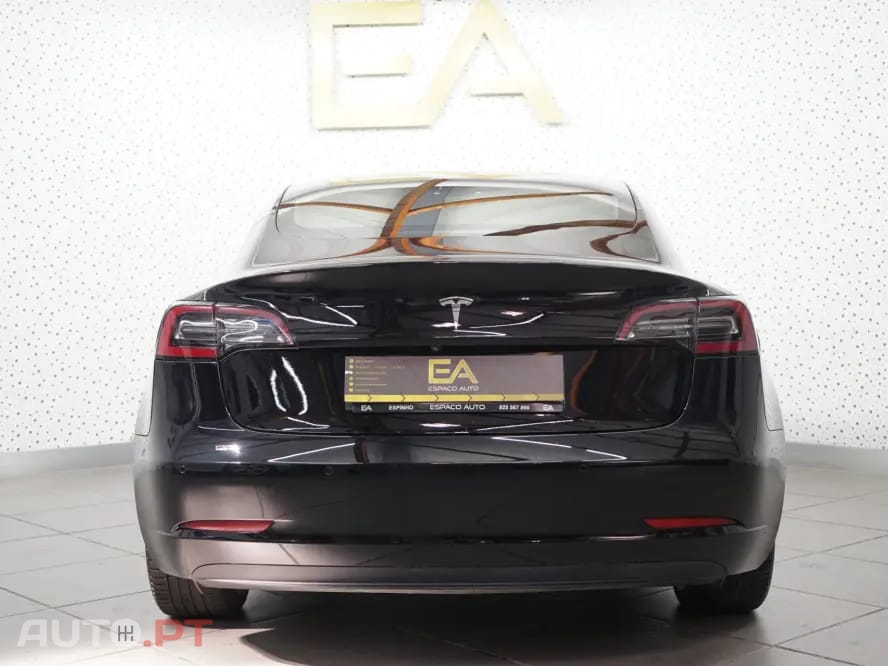 Tesla Model 3 Long Range AWD Dual Motor