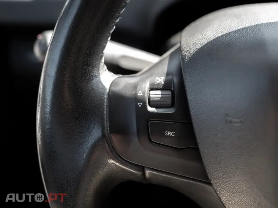 Peugeot 2008 1.6 BlueHDi Access