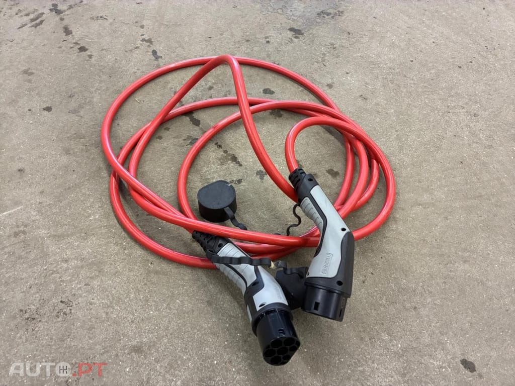 DS DS3 Crossback E-Tense Ines de la Fressange Paris