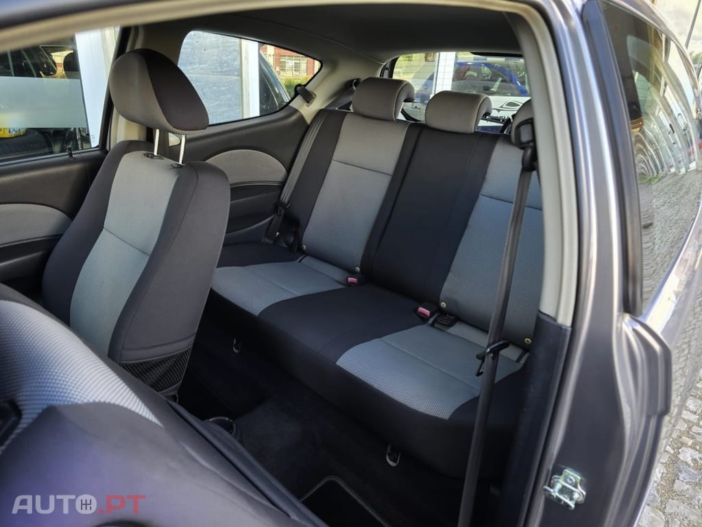 Chevrolet Aveo 1.2 L