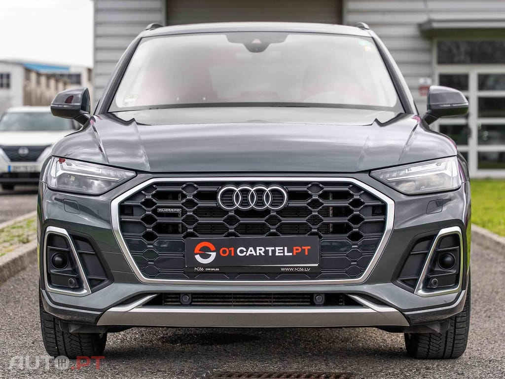Audi Q5 TFSI Hybrid quattro S-line Tiptronic