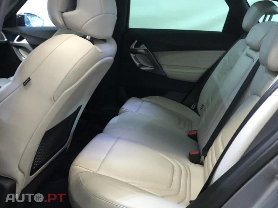DS DS5 THP 210 Sport Chic