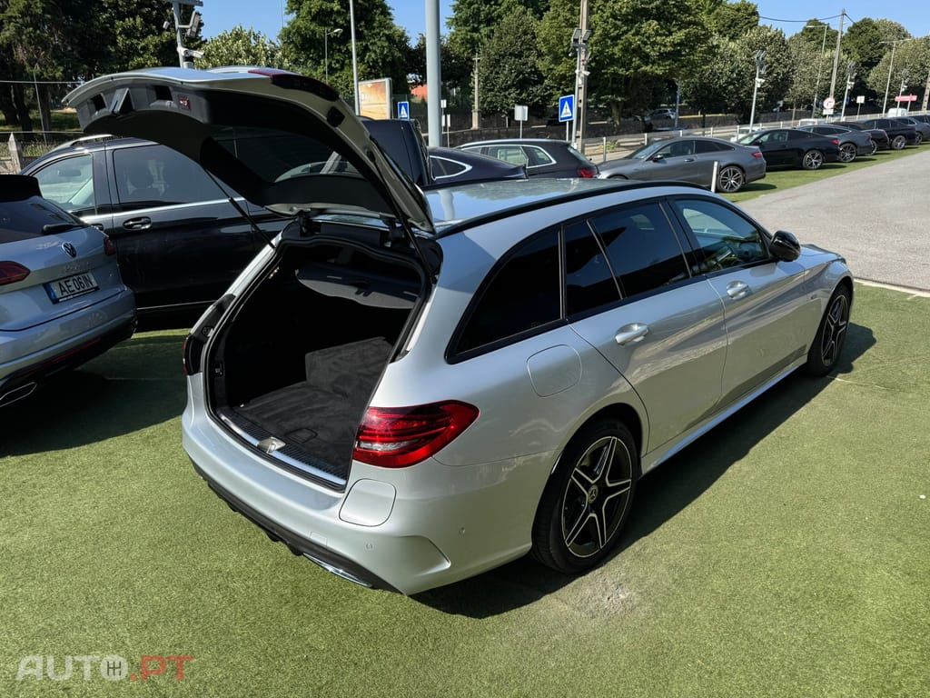 Mercedes-Benz C 300 de AMG Line