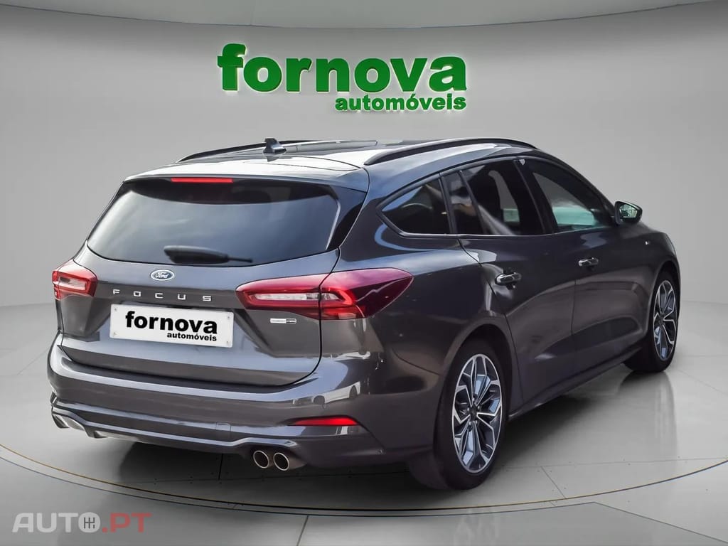 Ford Focus SW 1.0 EcoBoost MHEV ST-Line X Aut.