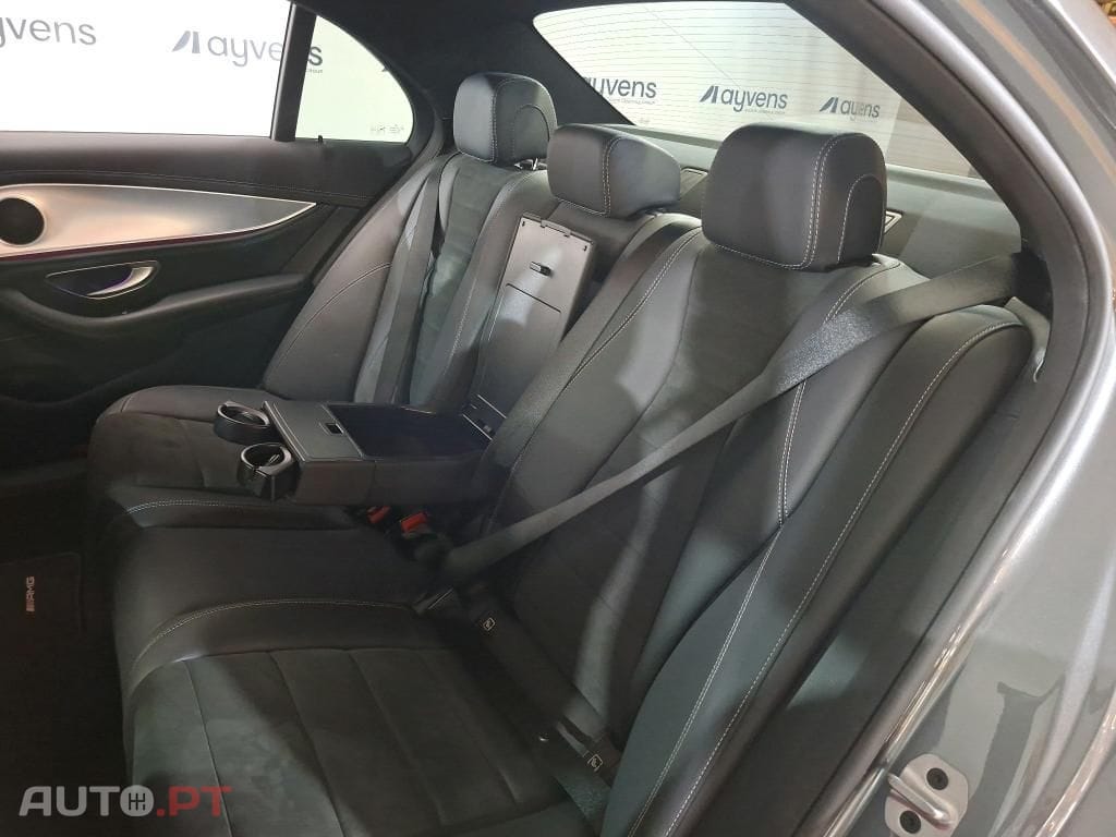 Mercedes-Benz E 300 e AMG Line