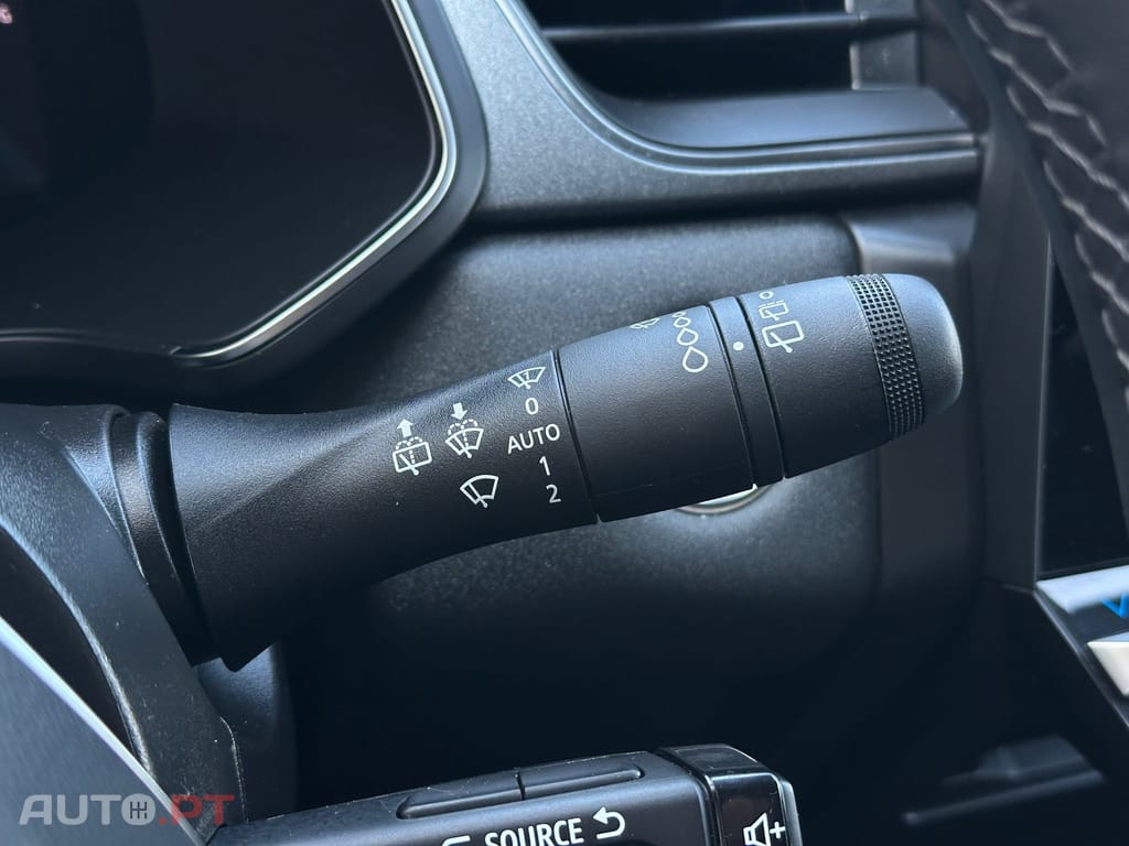 Renault Captur 1.0 TCe Techno Bi-Fuel