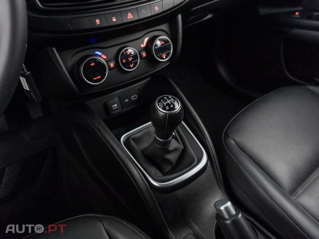 Fiat Tipo 1.3 M-Jet Lounge