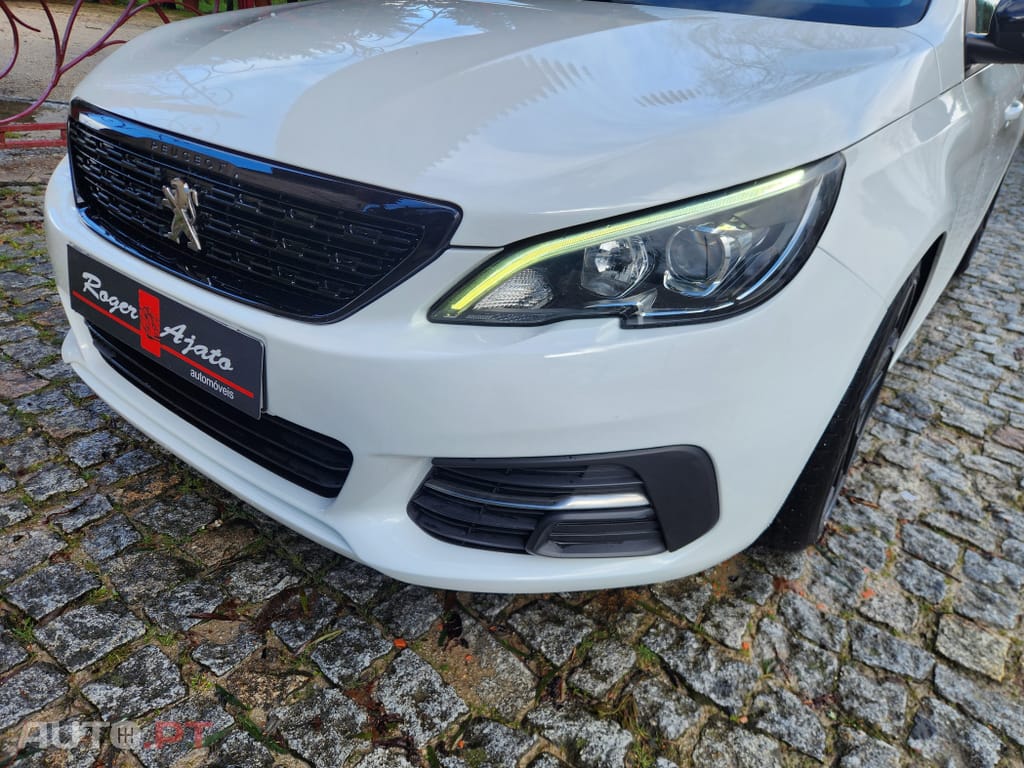 Peugeot 308 1.5 BlueHDi Business Line
