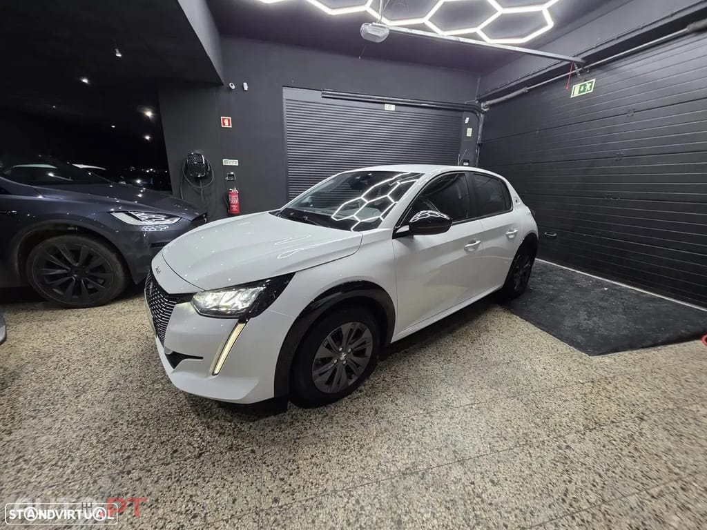 Peugeot E-208 50 kWh Active Pack