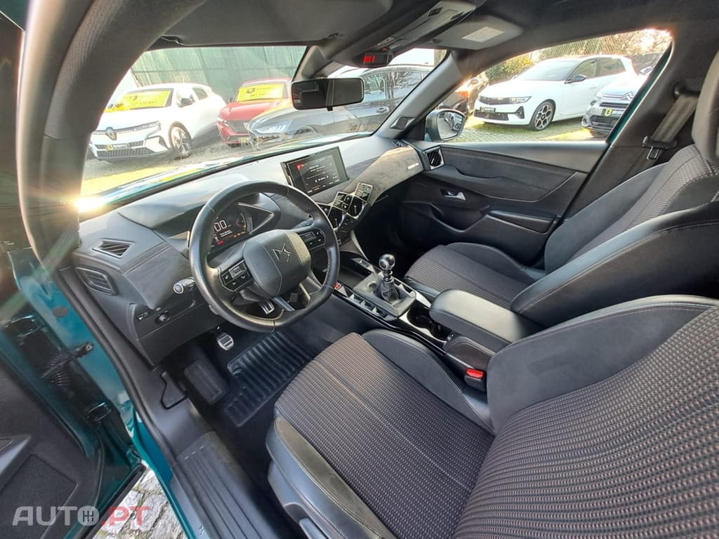 DS DS3 Crossback PureTech 100 PERFORMANCE LINE