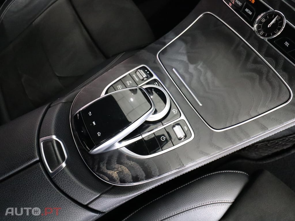 Mercedes-Benz E 300 De Avantgarde