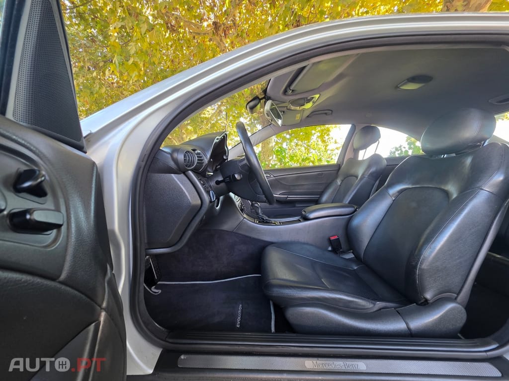 Mercedes-Benz C 220 Outro